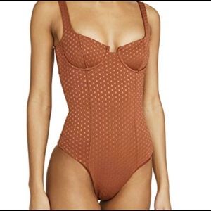 ISO not for sale looking for a L space Nicolette